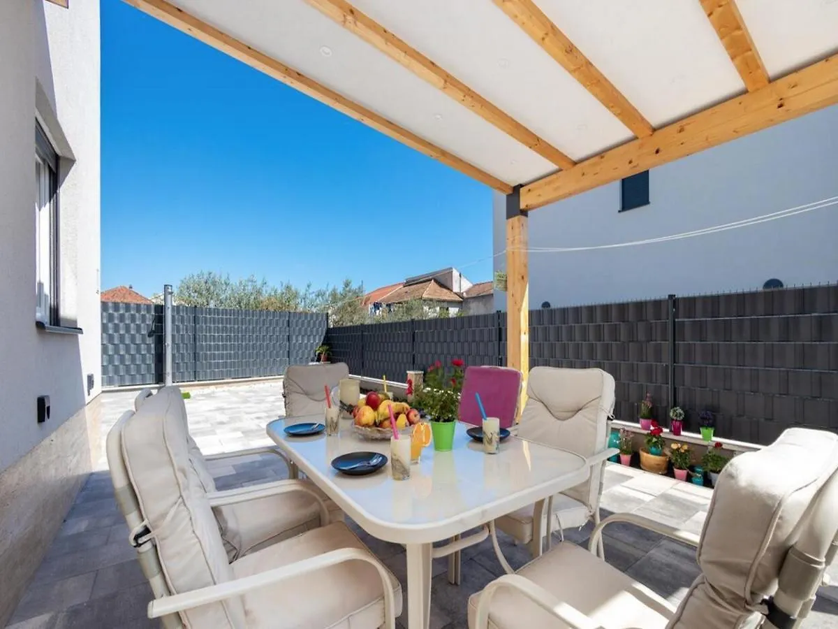 Apartment Krempy Trogir