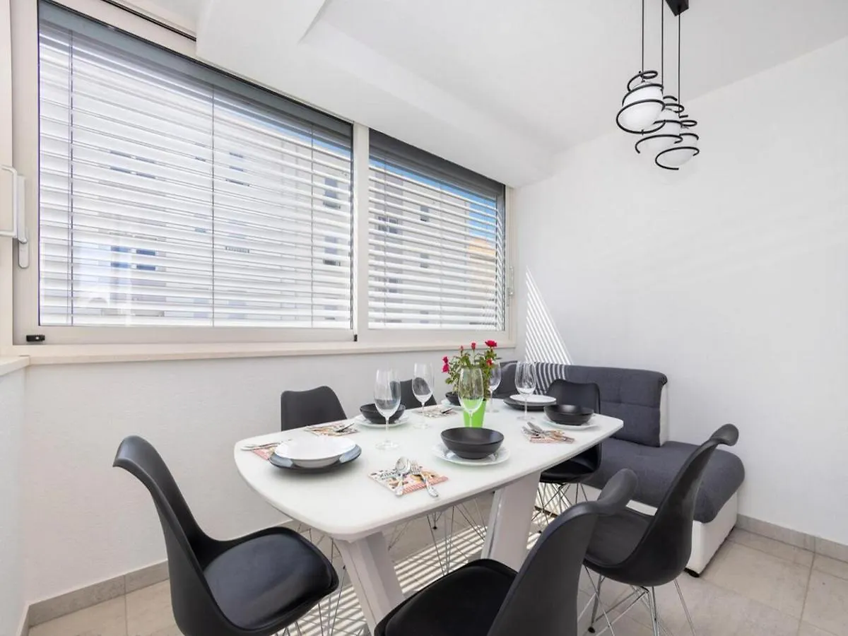Apartment Krempy Trogir