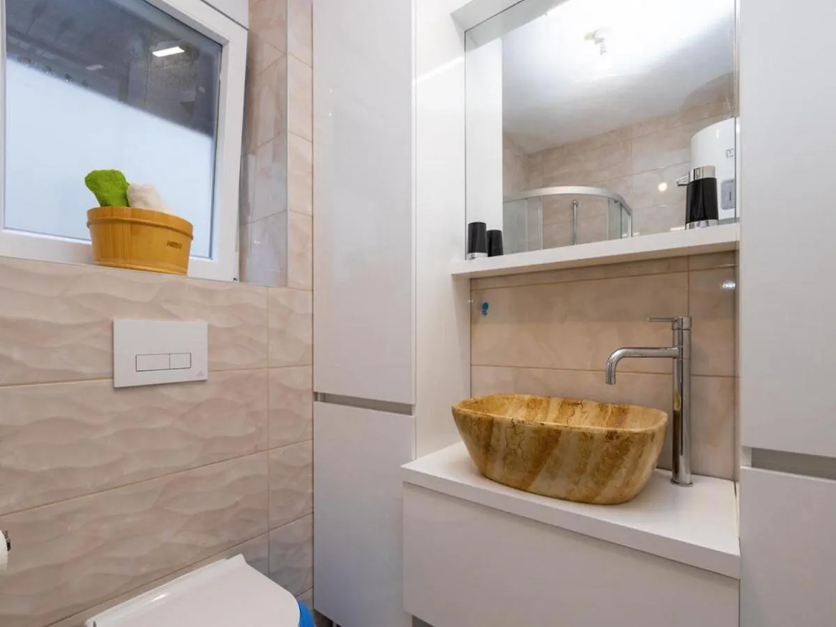 Apartment Krempy Trogir 0*,