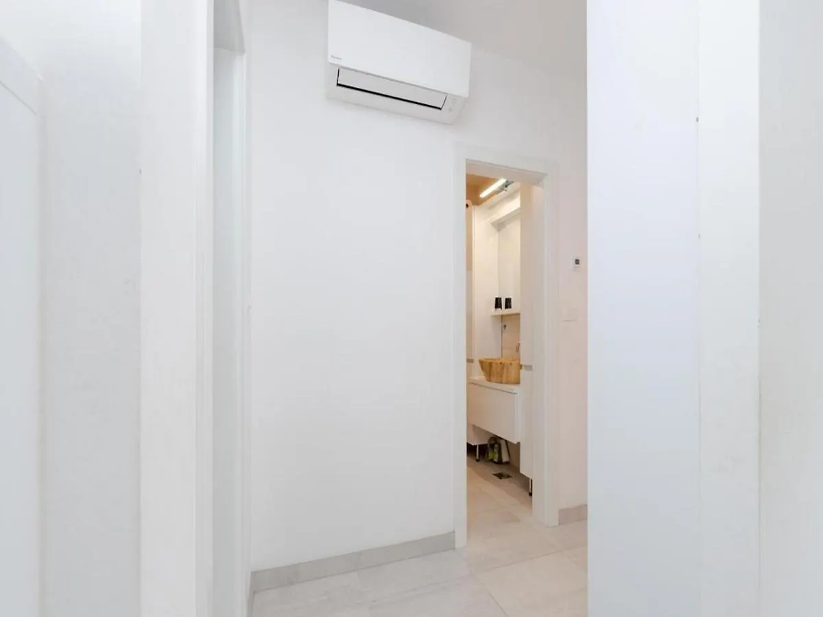 Apartment Krempy トロギール クロアチア
